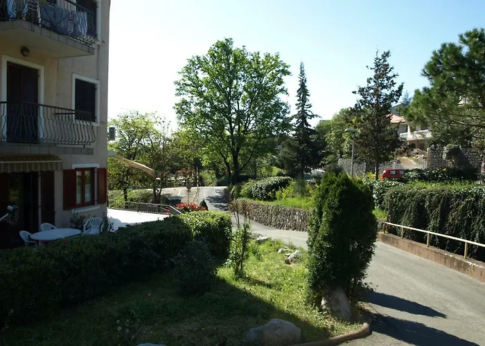 Branko With Free Parking Apartment