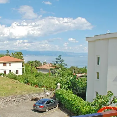 Branko With Free Parking Ičići