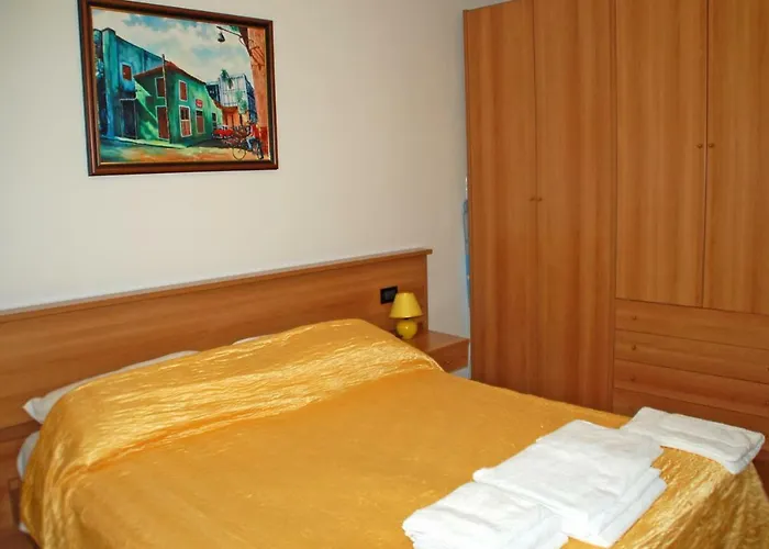 Branko With Free Parking Apartment *