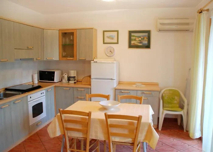 Apartment Branko With Free Parking