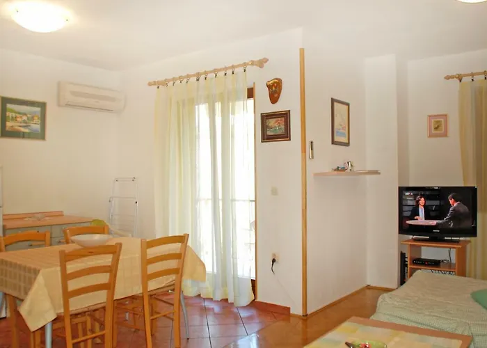Branko With Free Parking Apartment Ičići