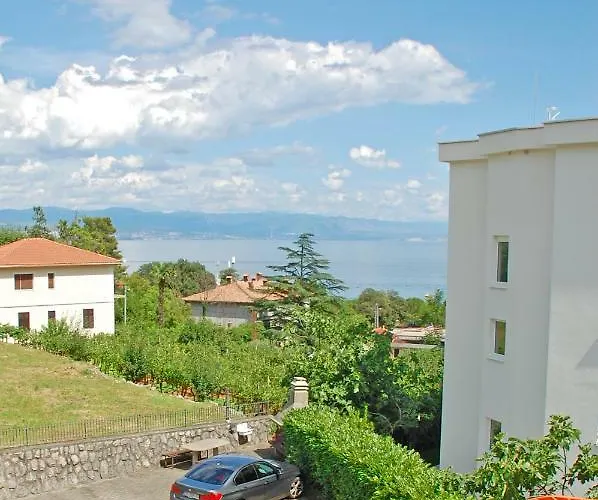 Branko With Free Parking Ičići